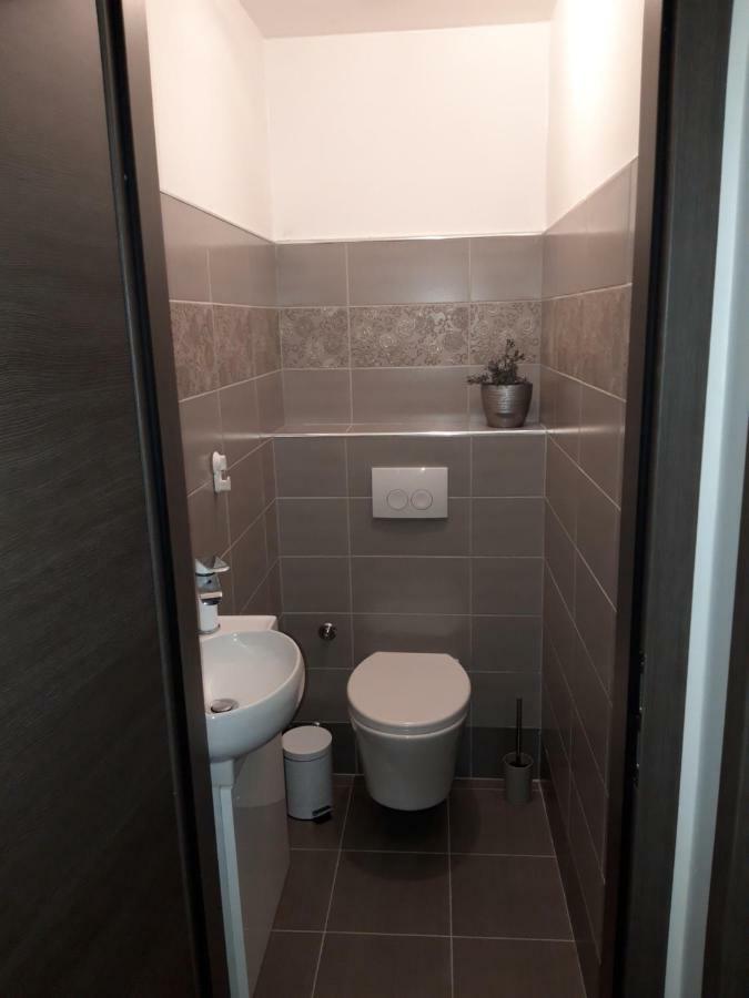 Apartman Mohenski ซาเกร็บ ภายนอก รูปภาพ